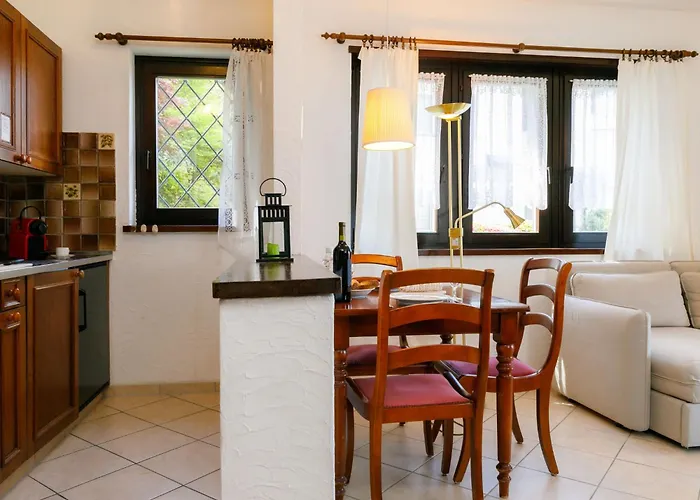 Apartament Residenza Miralago Apt- A4 By Interhome